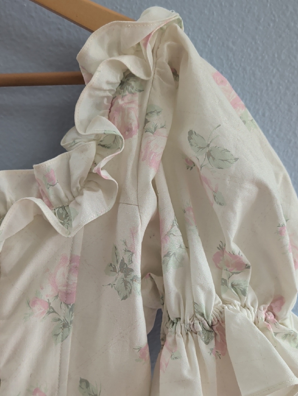 LaceMade Bloom In Coral Island Corset Cream Floral Tiered Puff-Sleeve Dress - Picture 7 of 13